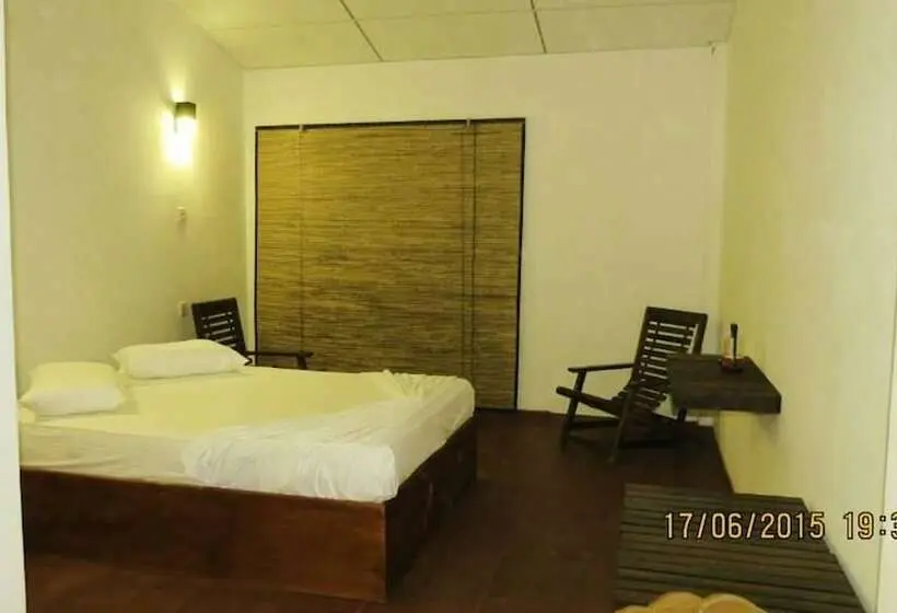 ４ベッドルームアパートメント, Sinharaja Birders Lodge