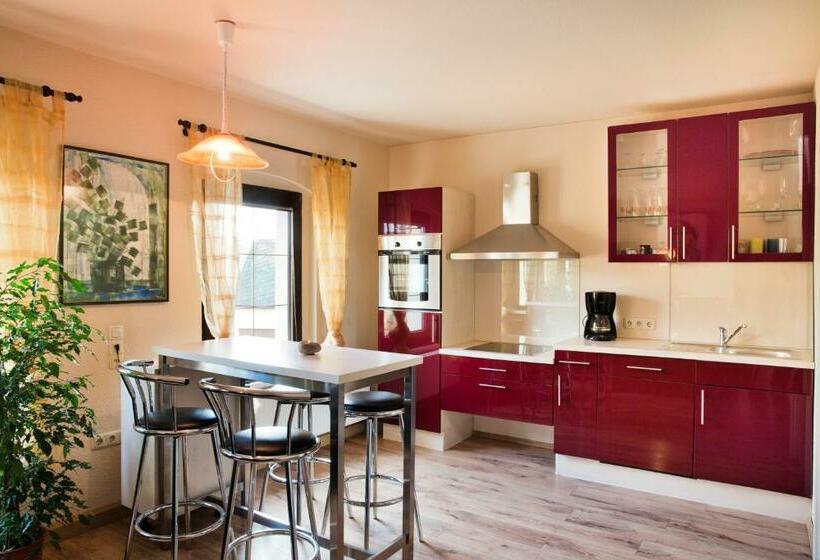 庭の見える１ベッドルームアパートメント, Landhotel Eulkretscham