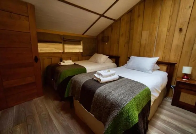 スタンダード４人部屋, Alto Melimoyu Hotel & Patagonia