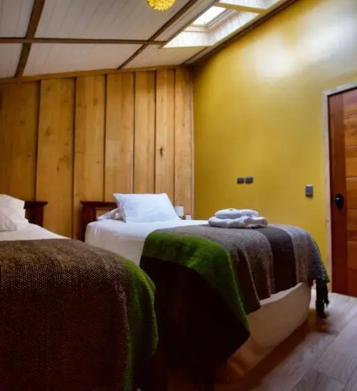 スタンダード４人部屋, Alto Melimoyu Hotel & Patagonia