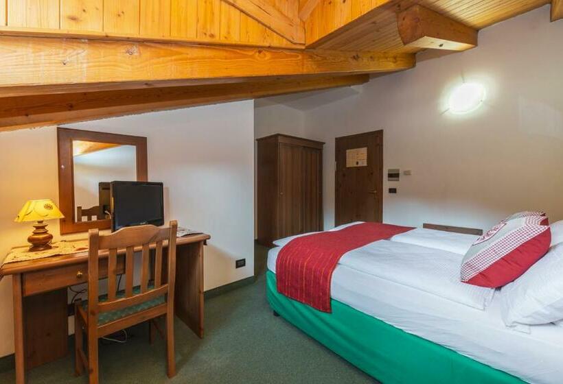 スタンダードルーム, Cadria