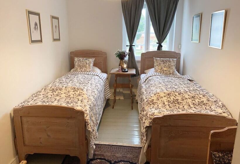 스탠다드 룸, øbjerggaard Bedrooms