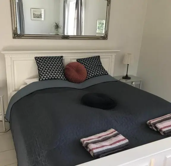 デラックスルーム, øbjerggaard Bedrooms