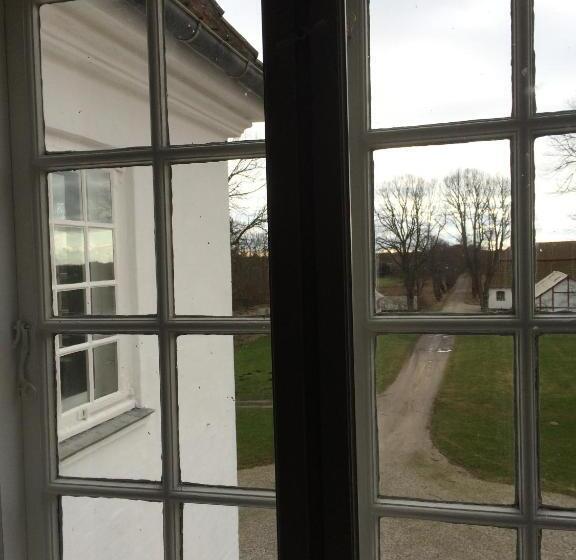 חדר בסיסי, øbjerggaard Bedrooms