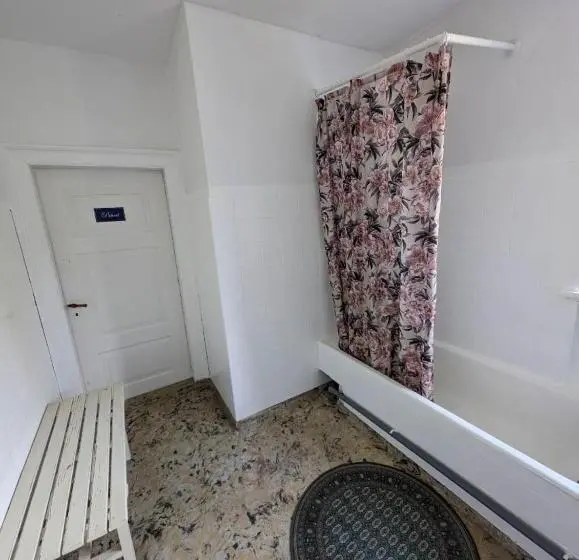 Standard room with outdoor bath, øbjerggaard Bedrooms