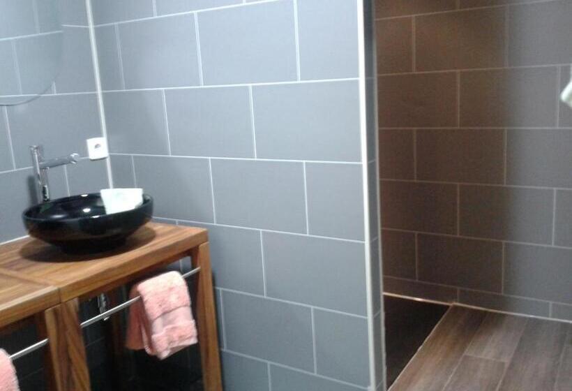 スイート（家族用）, Le Manoir Du Butel