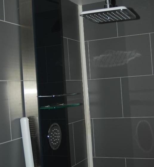 スイート（家族用）, Le Manoir Du Butel