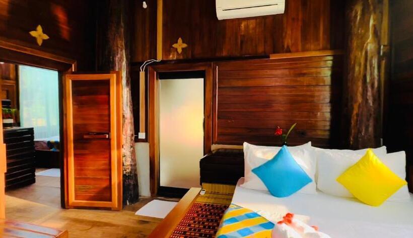 Семейное Бунгало, Mekong Bird Resort &