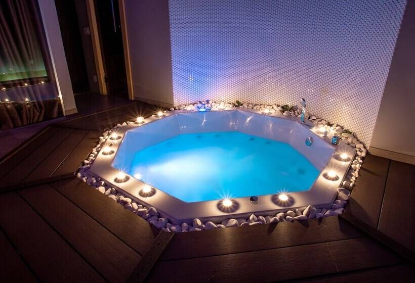 اتاق پنت هاوس, Avangarda Suites