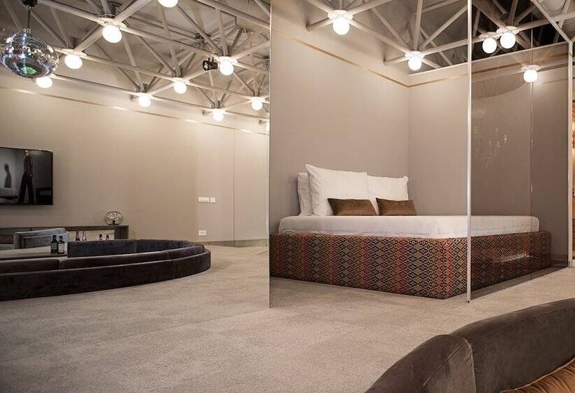 اتاق پنت هاوس, Avangarda Suites