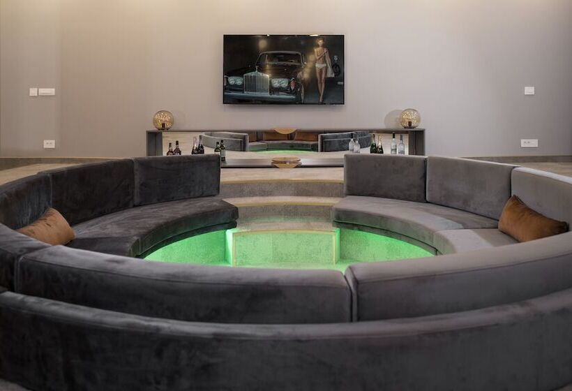 اتاق پنت هاوس, Avangarda Suites