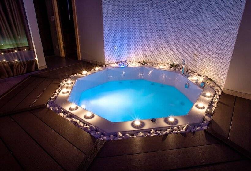 اتاق پنت هاوس, Avangarda Suites