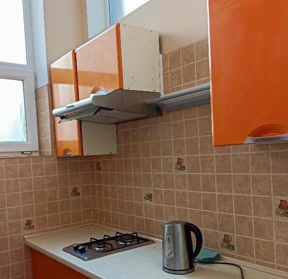 تختخواب در اتاق مشترک, Hostel Panorami Center