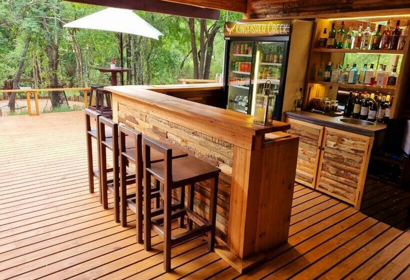 スタンダードルーム, Kingfisher Creek Safari Lodge