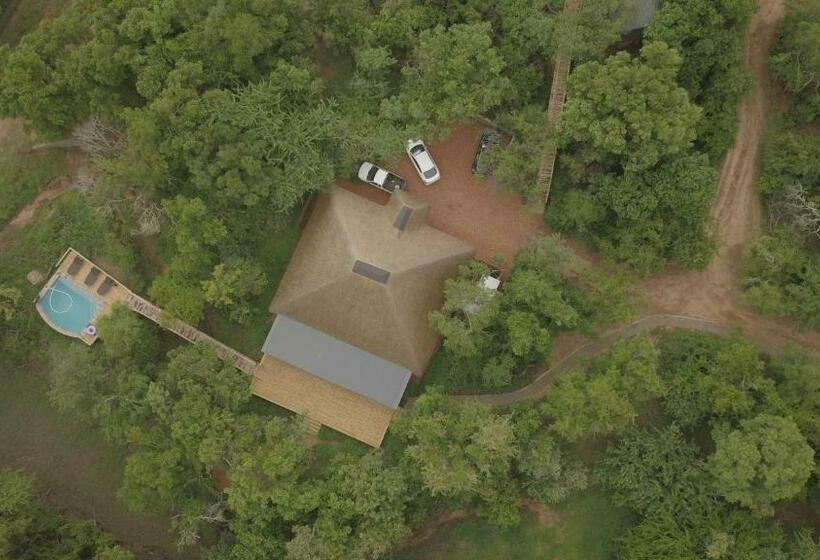 スタンダードルーム, Kingfisher Creek Safari Lodge