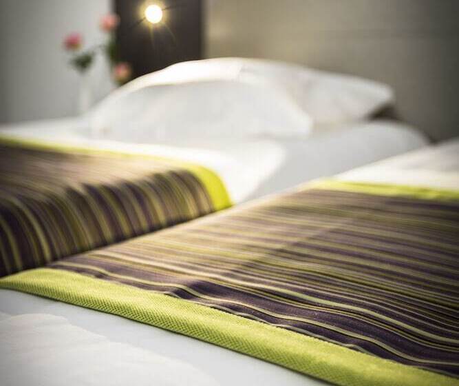 古典房间, Astrid