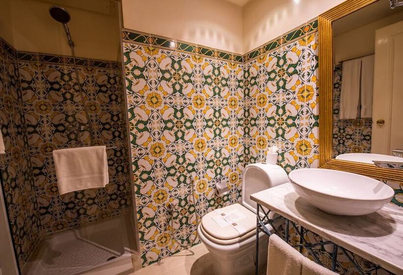 سوییت جونیور, Carthage Thalasso Resort