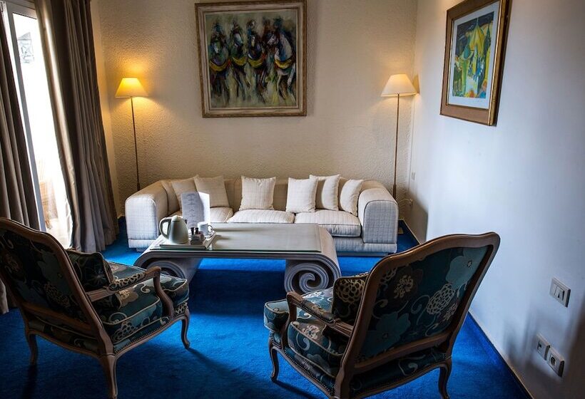 سوییت جونیور, Carthage Thalasso Resort