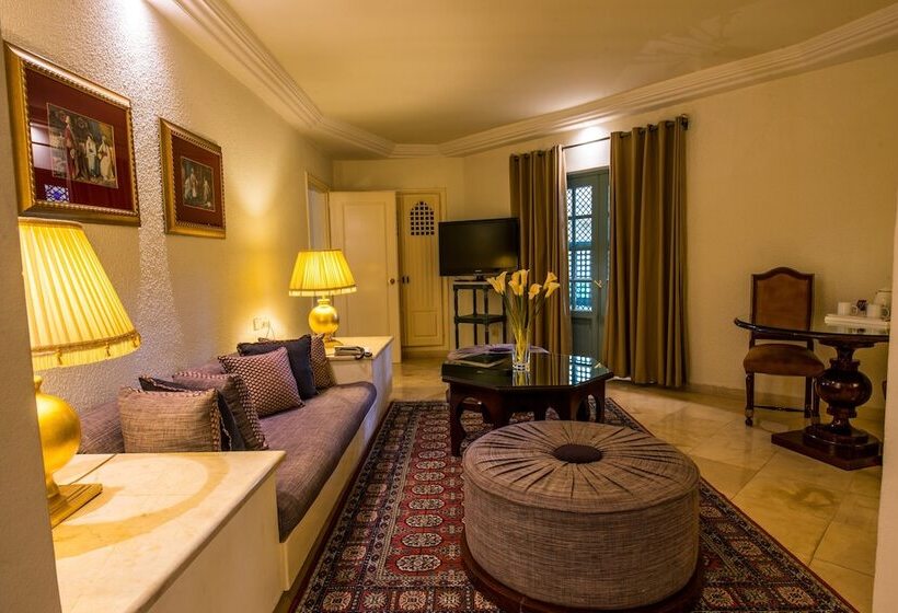 سوییت جونیور, Carthage Thalasso Resort