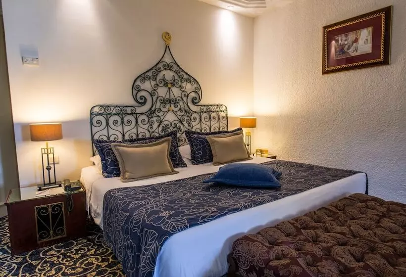 سوییت جونیور, Carthage Thalasso Resort