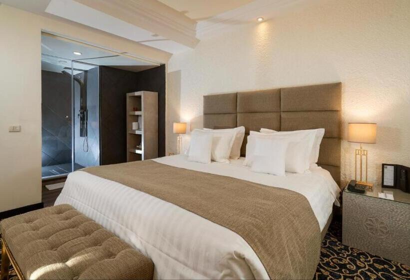 سوییت جونیور, Carthage Thalasso Resort