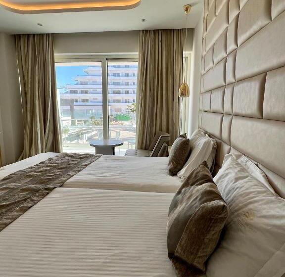 Номер Стандарт Боковой Вид на Море, Constantinos The Great Beach