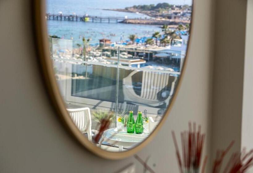 Номер Стандарт Боковой Вид на Море, Constantinos The Great Beach