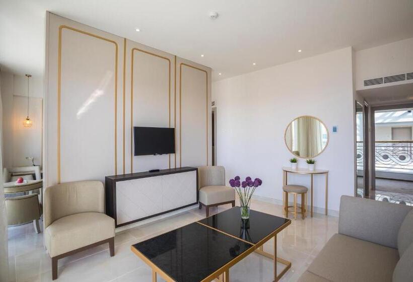 Family Suite, Constantinos The Great Beach