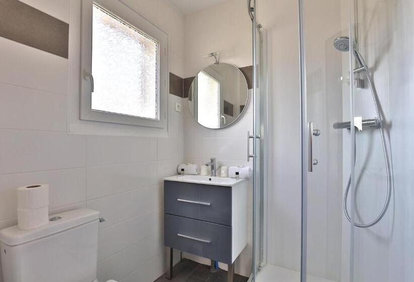 غرفة قياسية مطلّة علي الحديقة, Du Cap