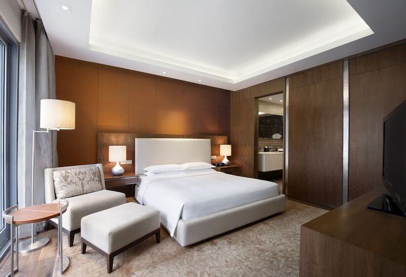 سوییت, Grand Hyatt Mumbai Hotel And Residences