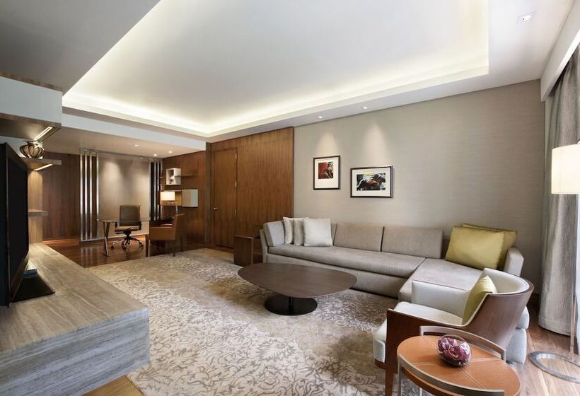 سوییت, Grand Hyatt Mumbai Hotel And Residences