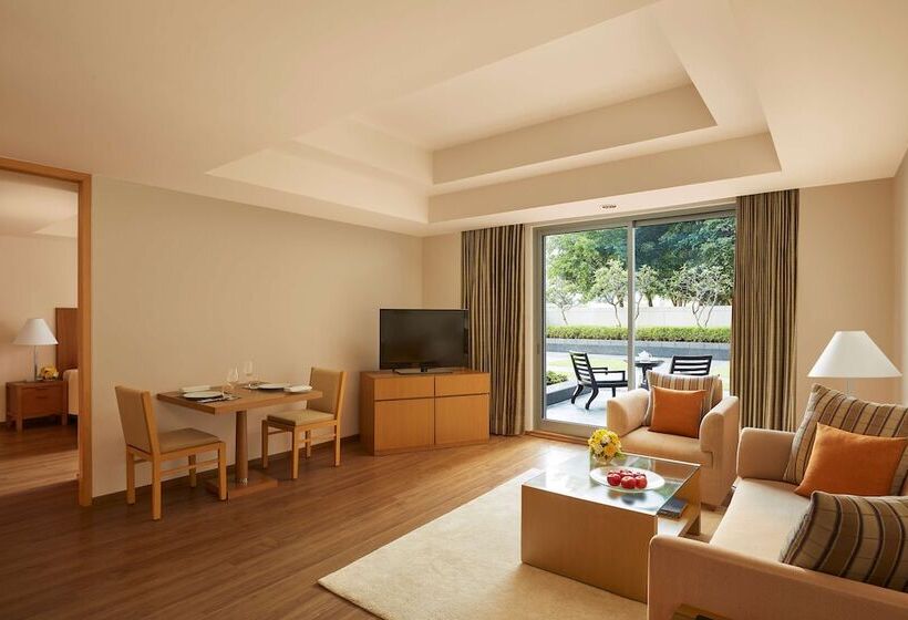 آپارتمان 1 خوابه اینتریور, Grand Hyatt Mumbai Hotel And Residences