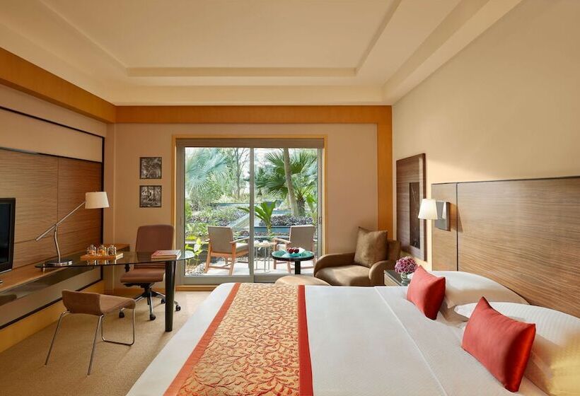 اتاق کلاب, Grand Hyatt Mumbai Hotel And Residences