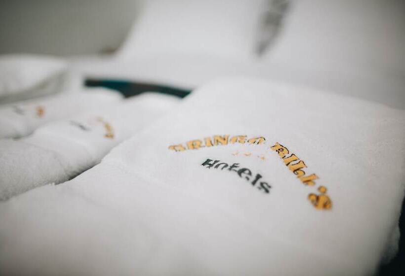 غرفة قياسية ثلاثية, Gringo Bill S Boutique