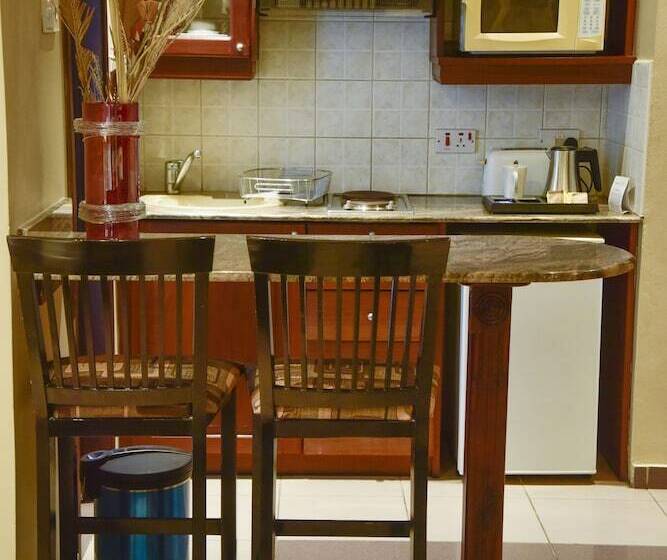 استودیوی استاندارد, Harbour View Suites