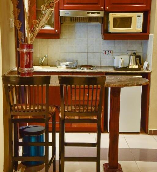 استودیوی استاندارد, Harbour View Suites