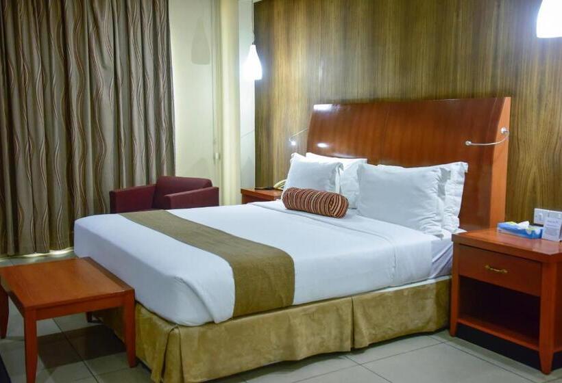 اتاق اجرایی با تخت بزرگ, Harbour View Suites