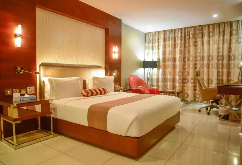 オーシャンビューデラックスルームバルコニー付き, Harbour View Suites