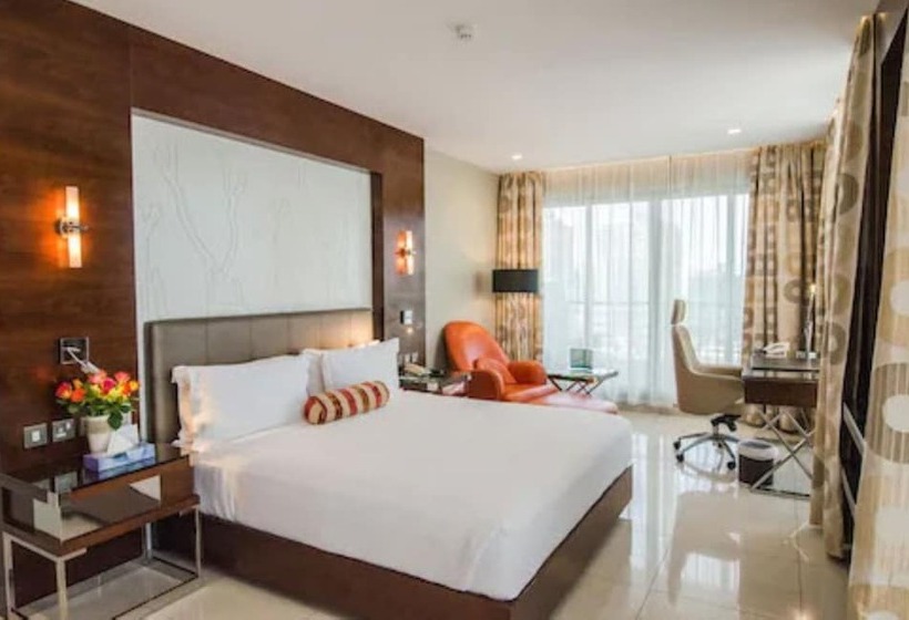 استودیوی استاندارد, Harbour View Suites