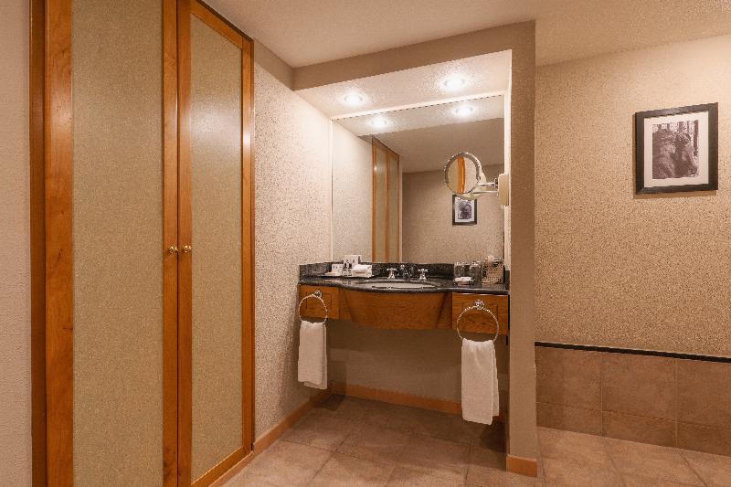 اتاق لوکس, Hyatt Regency Bishkek