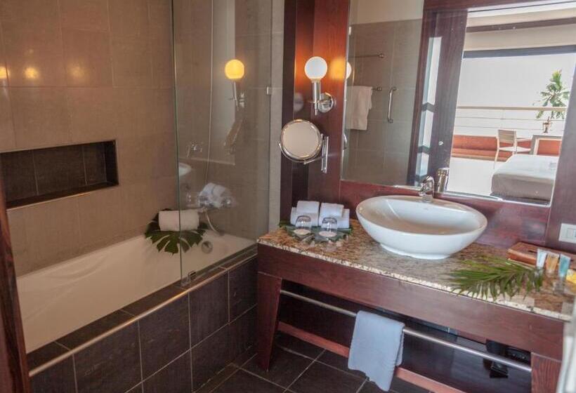 اتاق استاندارد با چشمانداز دریا, Le Tahiti By Pearl Resorts