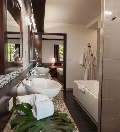 سوییت با چشم‌انداز دریا, Le Tahiti By Pearl Resorts
