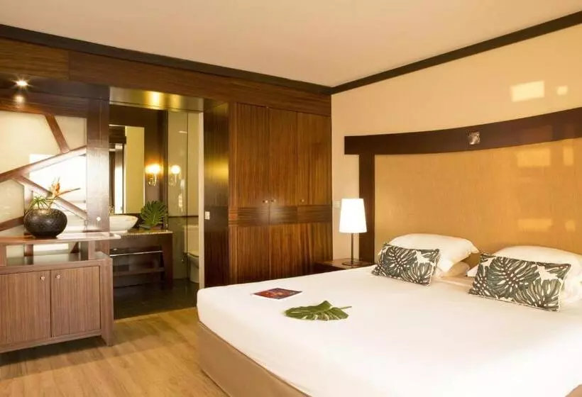 اتاق پرمیوم با چشم‌انداز دریا, Le Tahiti By Pearl Resorts