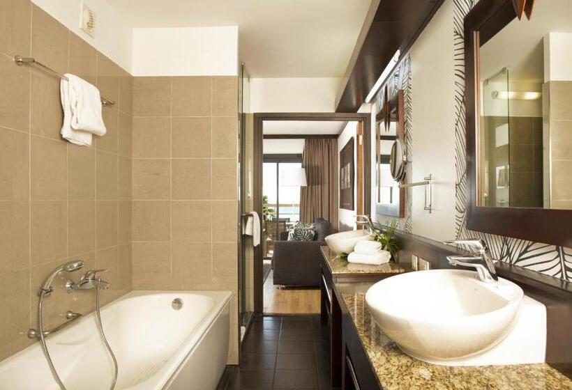 سوئیت پریمیوم با چشمانداز دریا, Le Tahiti By Pearl Resorts