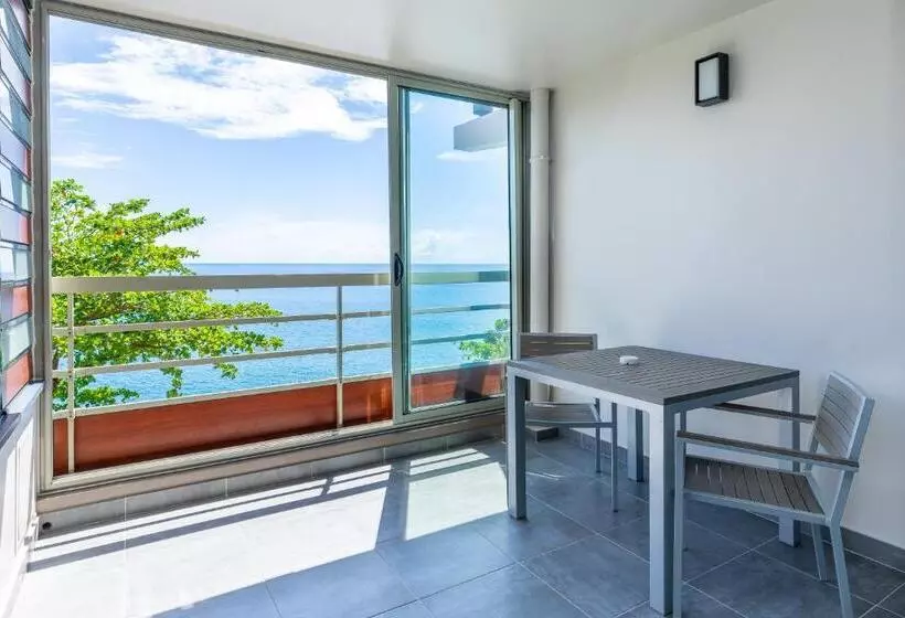 اتاق استاندارد با چشم‌انداز دریا, Le Tahiti By Pearl Resorts