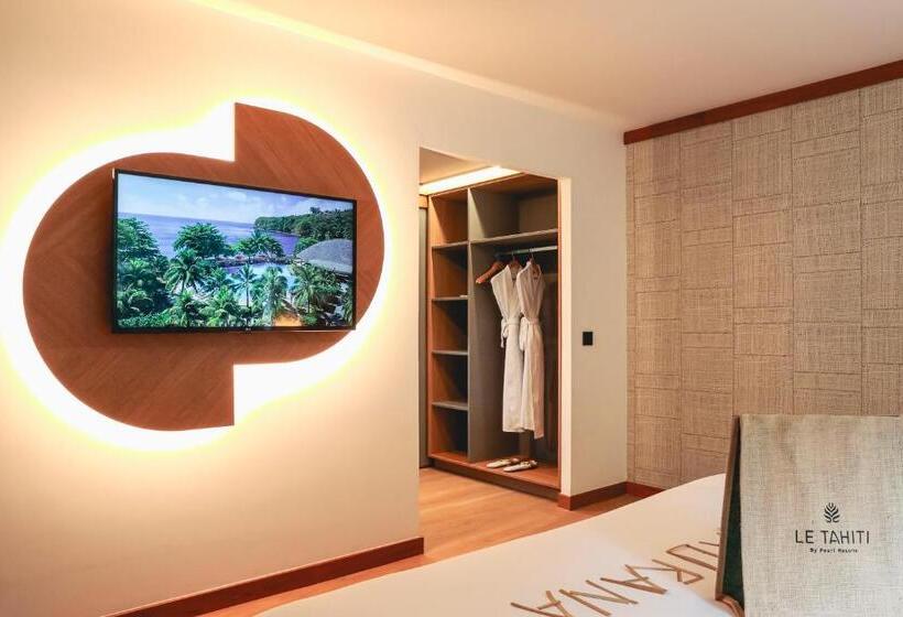 2 Bedrooms Suite Sea View, Le Tahiti By Pearl Resorts