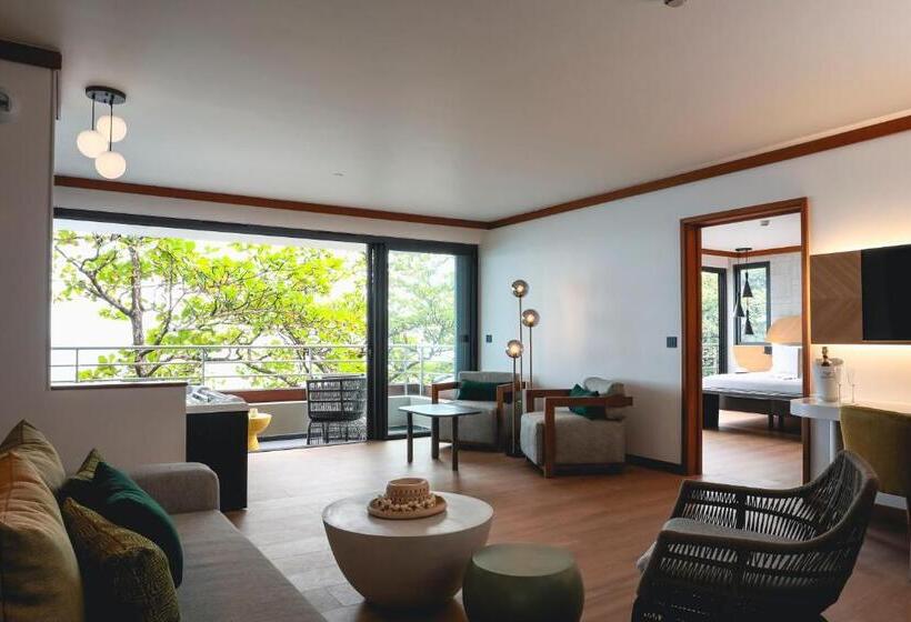 2 Bedrooms Suite Sea View, Le Tahiti By Pearl Resorts