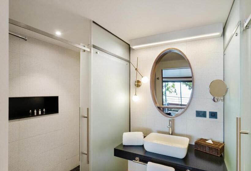 Standard Room with Hidromassage Sea View, Le Tahiti By Pearl Resorts