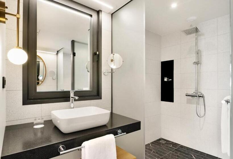 2 Bedrooms Suite Sea View, Le Tahiti By Pearl Resorts