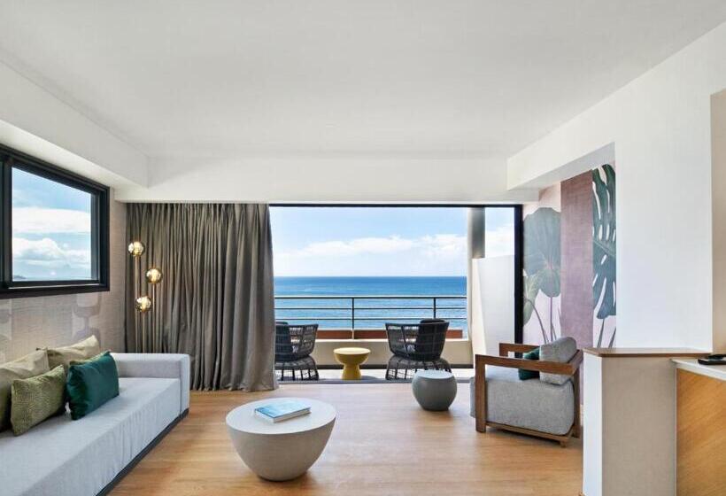 2 Bedrooms Suite Sea View, Le Tahiti By Pearl Resorts